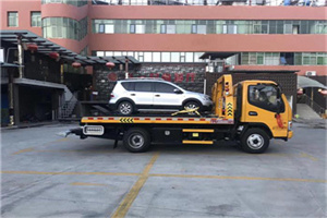 玉林汽车紧急补胎换胎救援